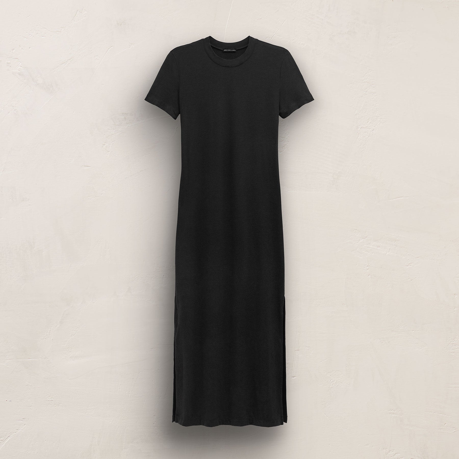 Robe simple et confortable – Noir