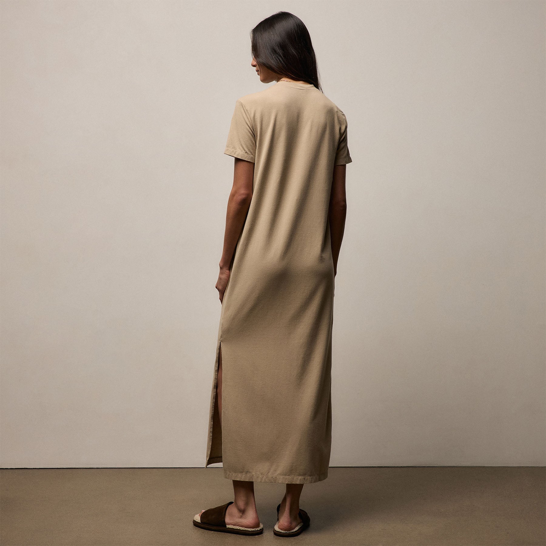 Robe confortable en style t-shirt – Kaki clair